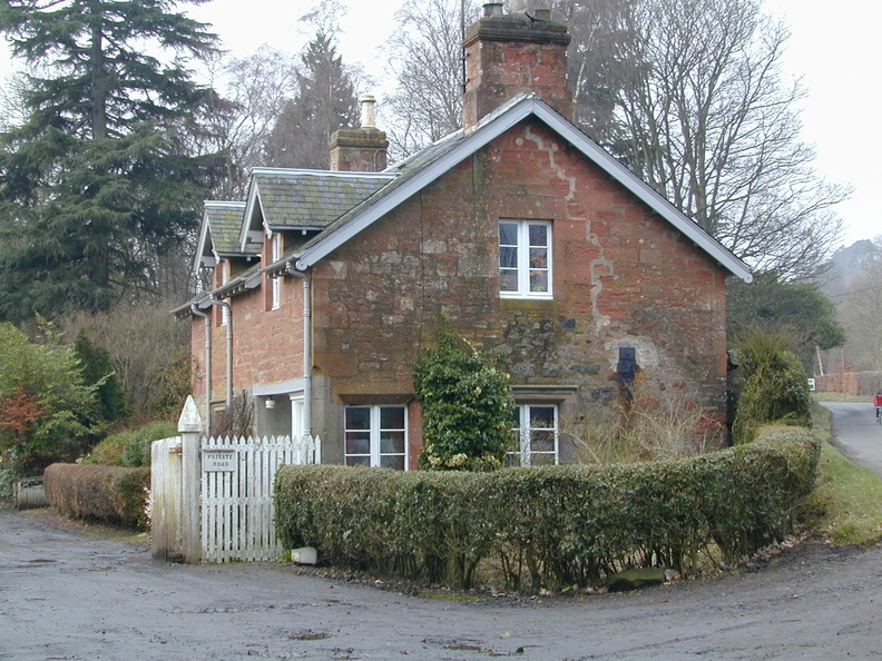 RossieELodge.jpg
